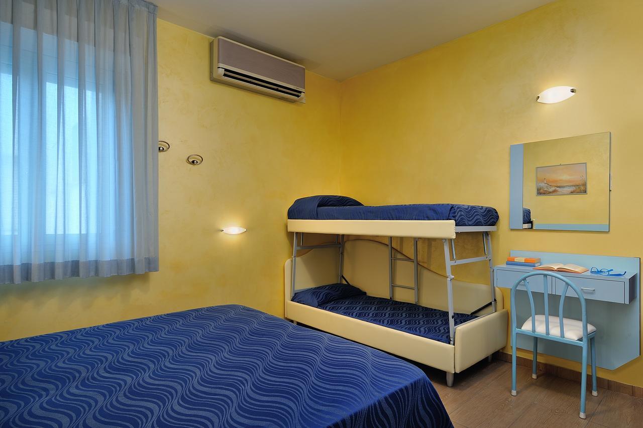 Hotel Marilena Riccione Eksteriør billede
