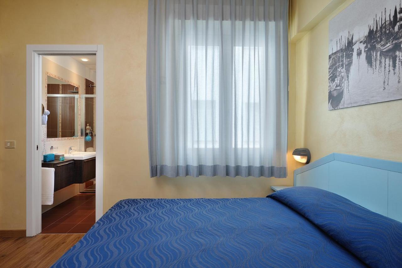 Hotel Marilena Riccione Eksteriør billede